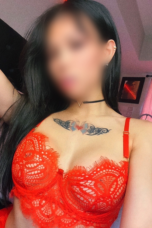 TS Melanie