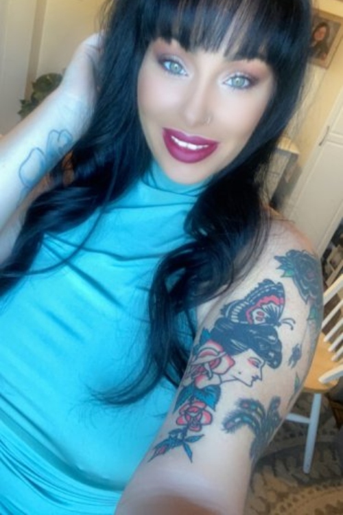 Carla L