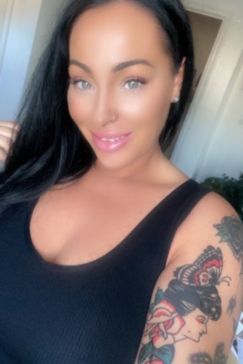 Carla L