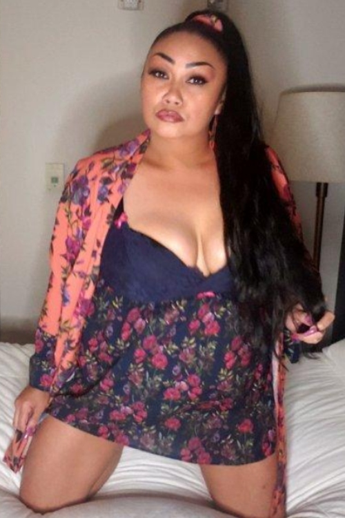 Fijian Filipina Treat