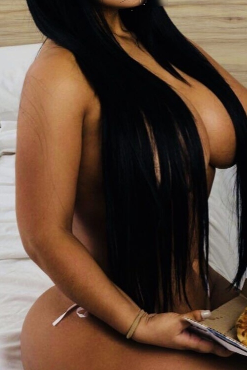Paola L