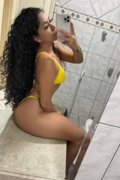 Stephanie B