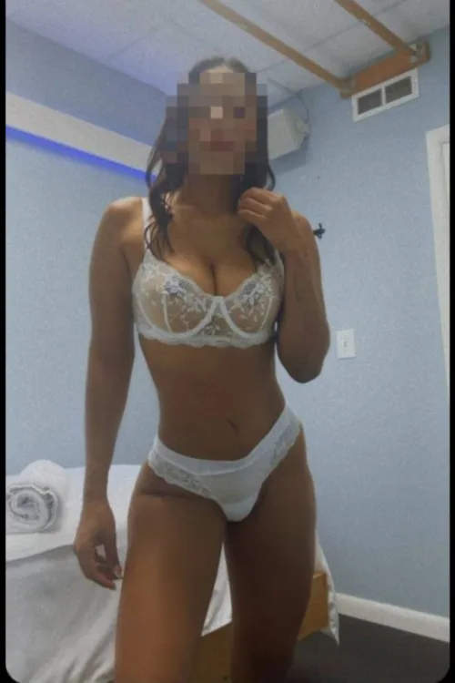 Sabrina Co